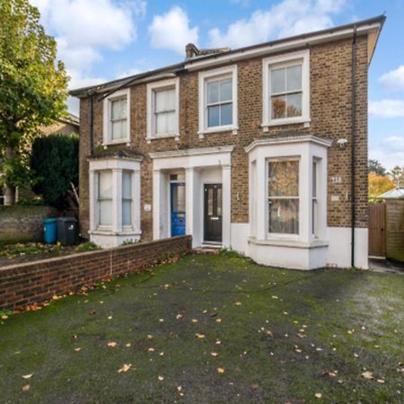 Pass The Keys Ealing Queen Of The Suburbs 2Bd Apartment ロンドン エクステリア 写真