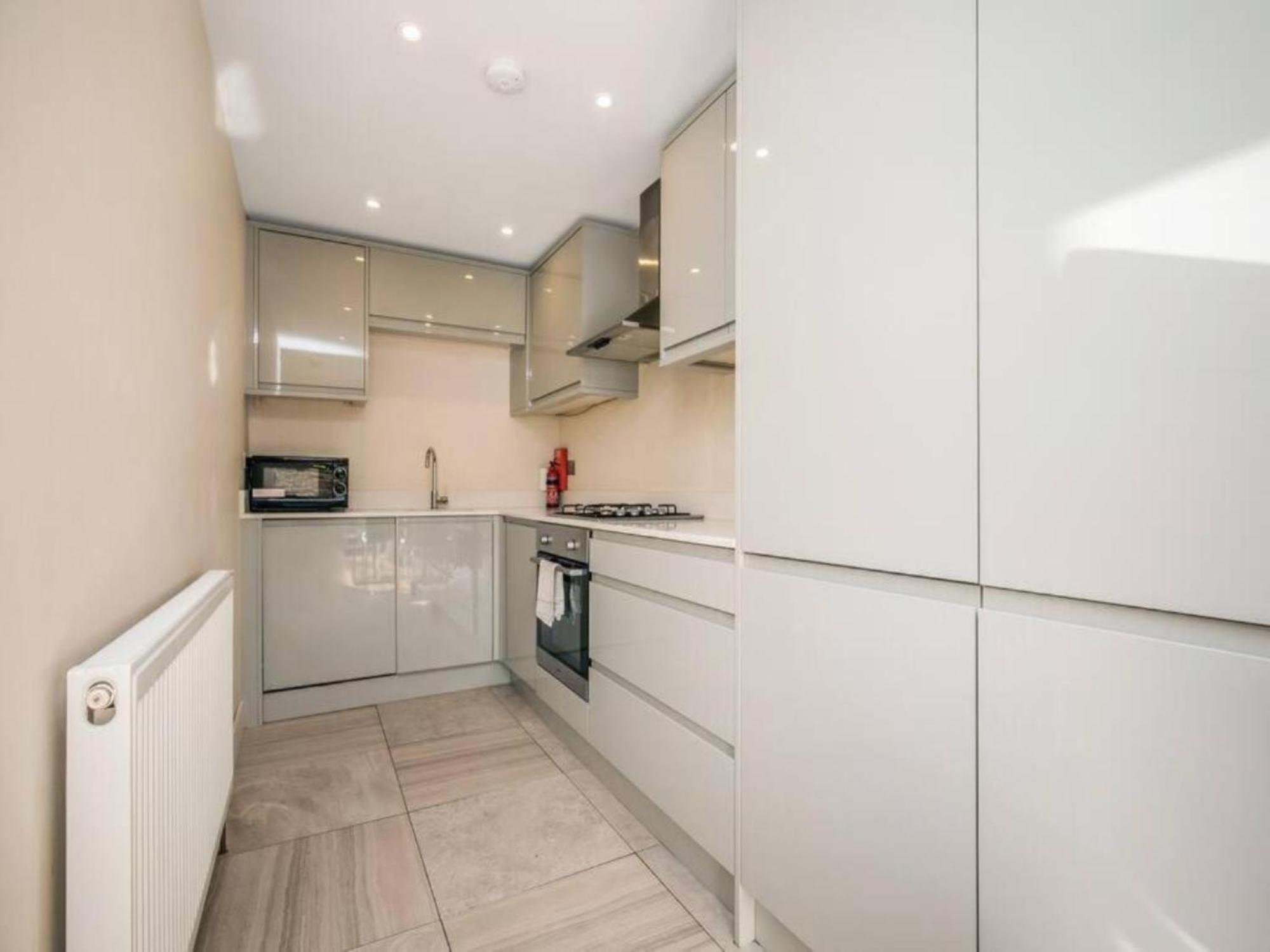 Pass The Keys Ealing Queen Of The Suburbs 2Bd Apartment ロンドン エクステリア 写真