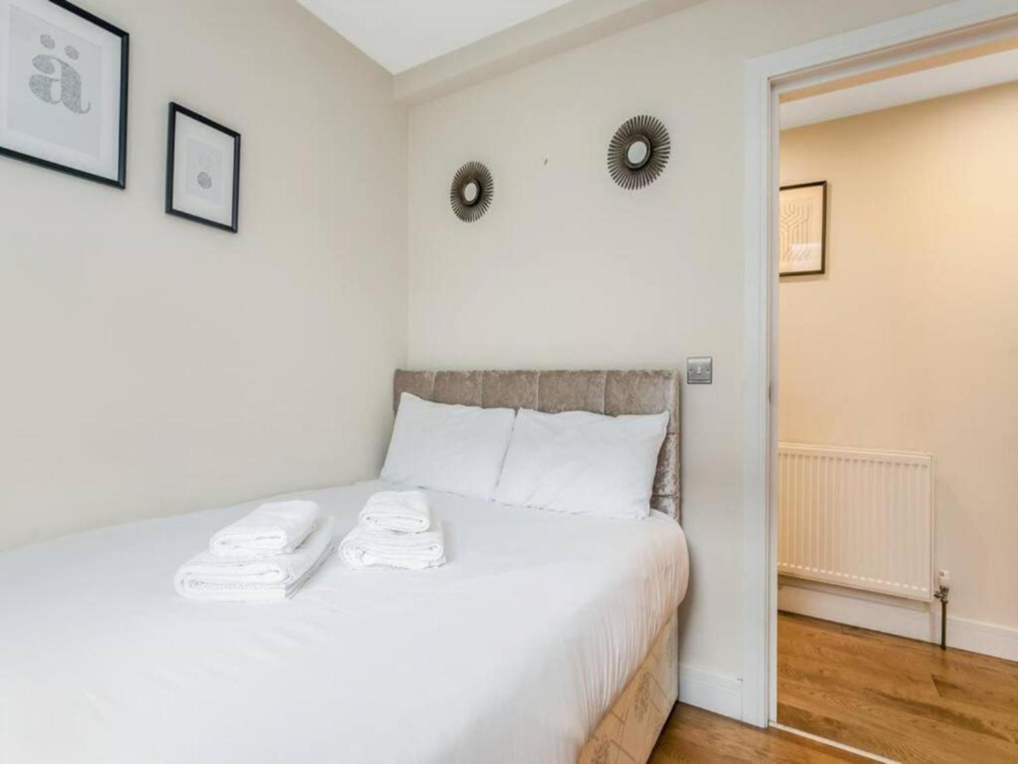 Pass The Keys Ealing Queen Of The Suburbs 2Bd Apartment ロンドン エクステリア 写真