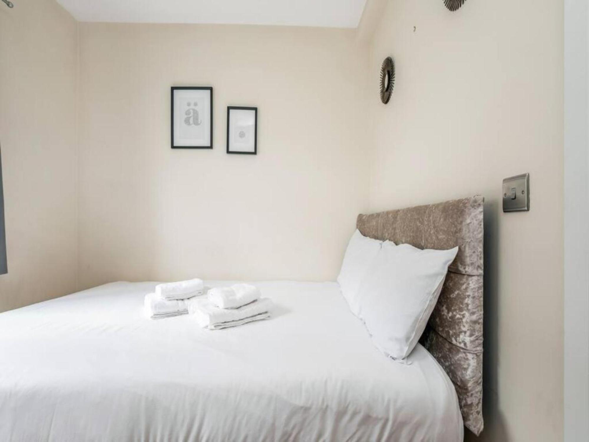 Pass The Keys Ealing Queen Of The Suburbs 2Bd Apartment ロンドン エクステリア 写真